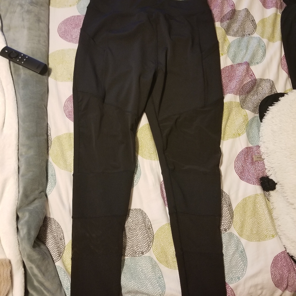 2XL Athletic Mesh Leggings with DEEP POCKETS